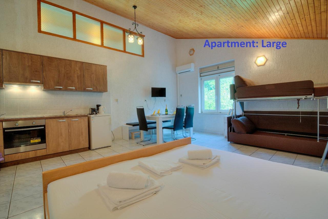 Senj Apartment Exterior photo