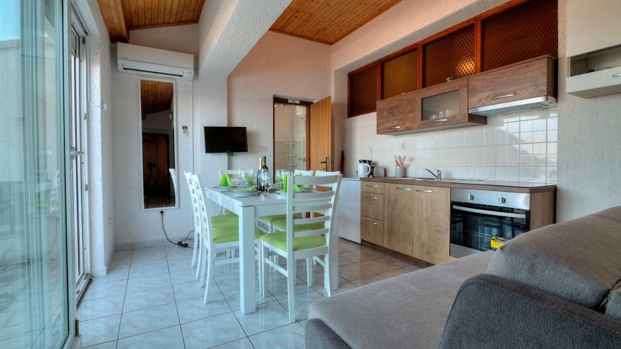 Senj Apartment Exterior photo