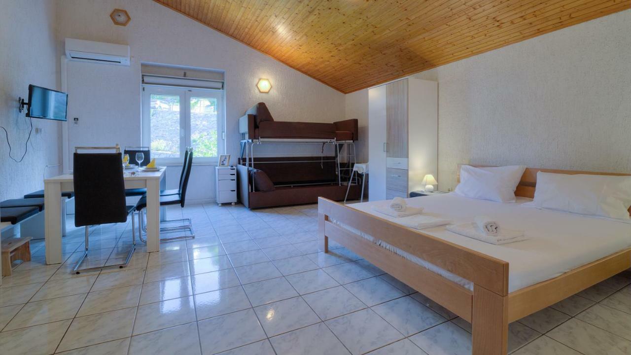 Senj Apartment Exterior photo